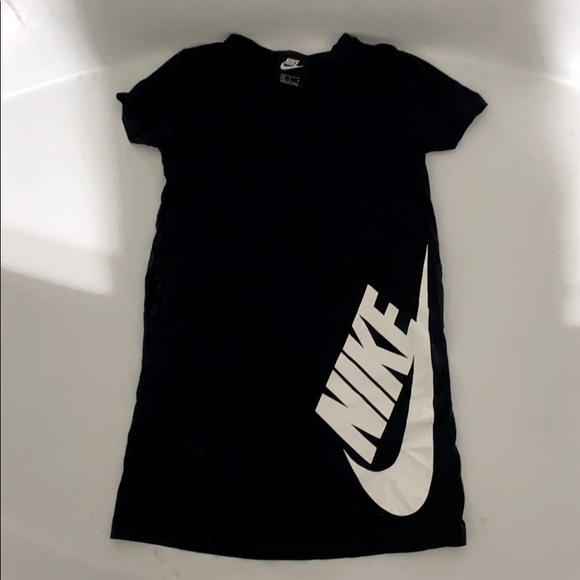 Nike Casual Dress - Youth Medium - Picture 1 of 2